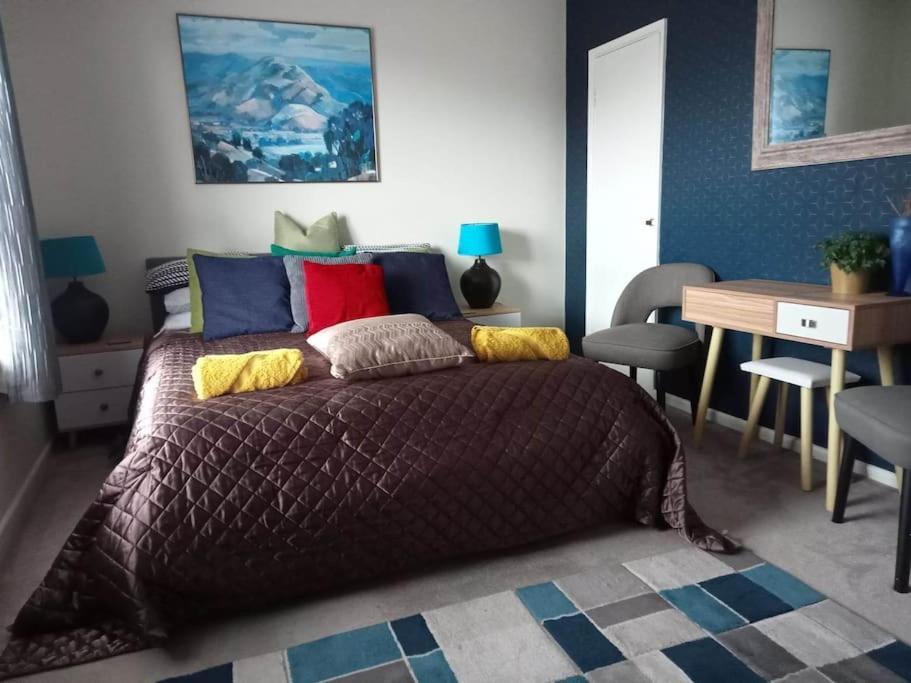 House With Free Parking And Large Garden Villa Wyke Regis ภายนอก รูปภาพ