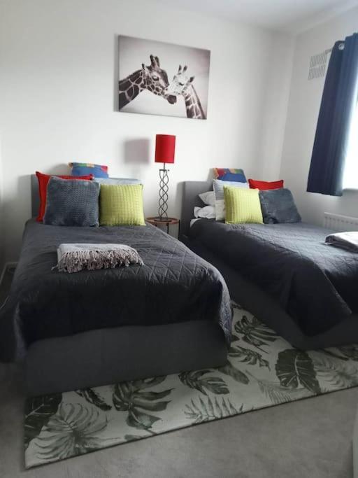 House With Free Parking And Large Garden Villa Wyke Regis ภายนอก รูปภาพ